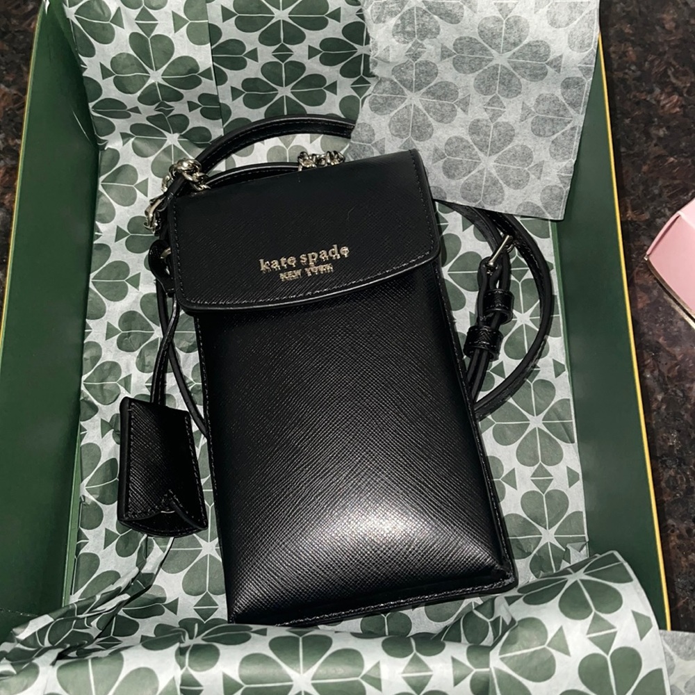 Brand New never been used Kate Spade Phone Crossbody